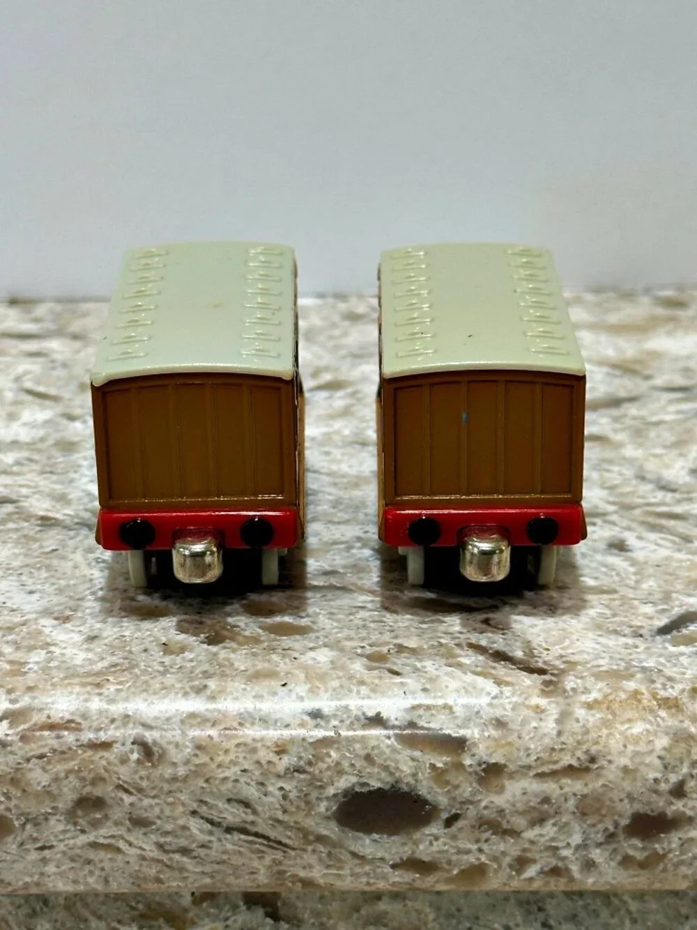Thomas & Friends Annie Clarabel Pair 2002 Take Along Learning Curve Diecast